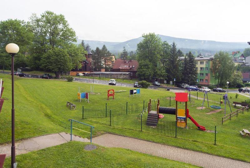 Trevilles Apartamenty - Granatowy Szklarska Poręba Exteriör bild